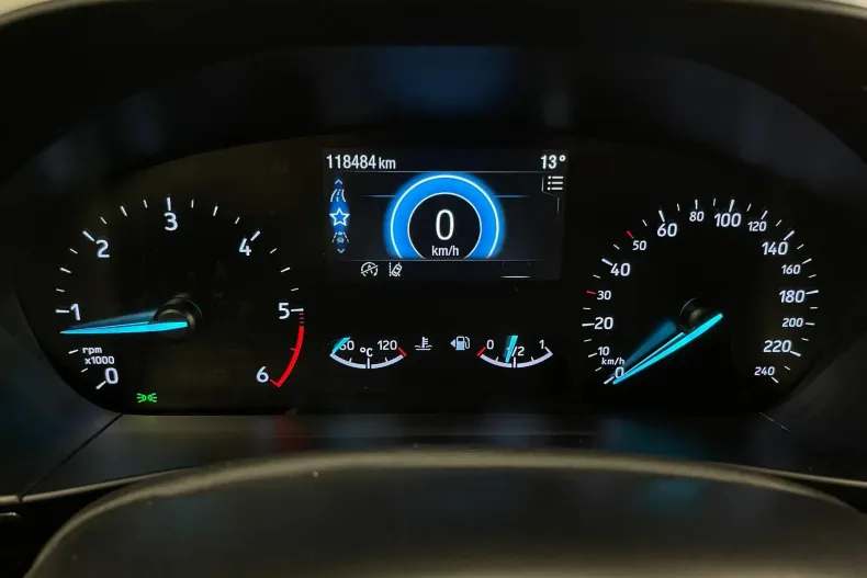 Ford Focus din 2021 cu 118.484 km - oferta FOR206221 - foto 27