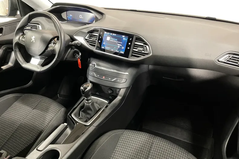 Peugeot 308 din 2021 cu 53.937 km - oferta PEU206226 - foto 8