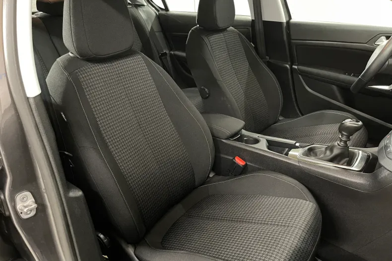 Peugeot 308 din 2021 cu 53.937 km - oferta PEU206226 - foto 9