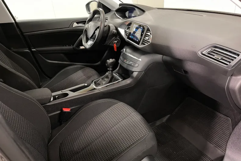 Peugeot 308 din 2021 cu 53.937 km - oferta PEU206226 - foto 10