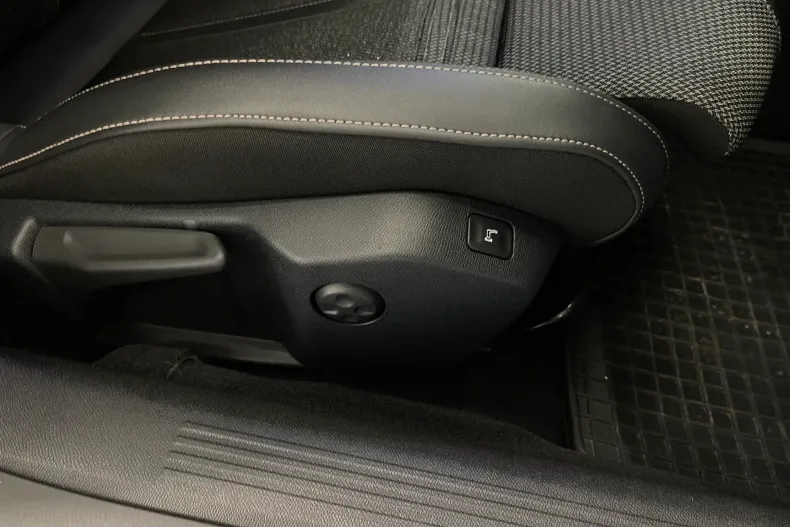 Peugeot 508 din 2024 cu 79.305 km - oferta PEU206227 - foto 25