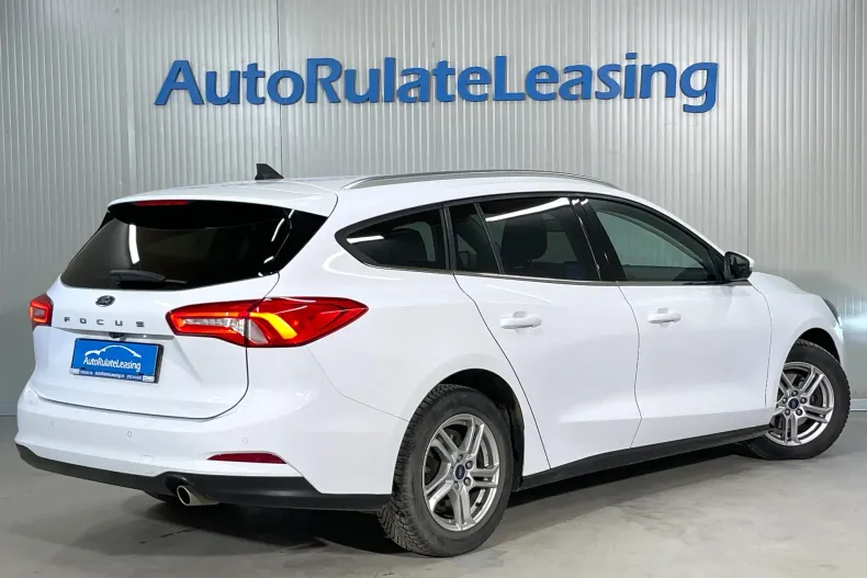 Ford Focus din 2022 cu 72.454 km - oferta FOR206228 - foto 3