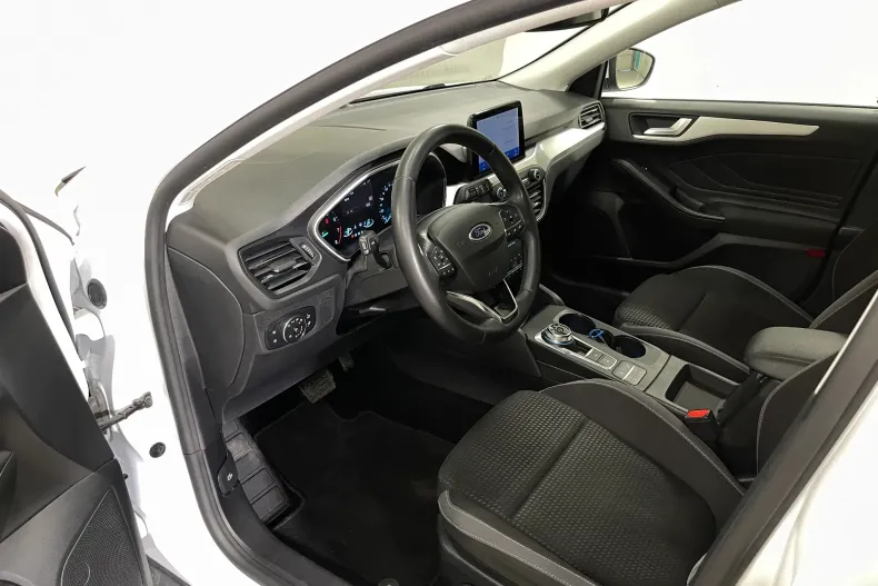 Ford Focus din 2022 cu 72.454 km - oferta FOR206228 - foto 5