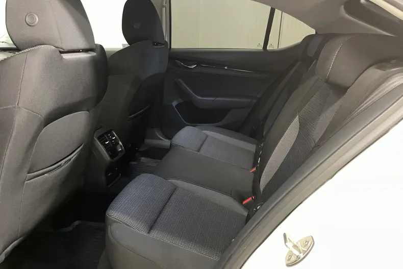 Skoda Octavia din 2021 cu 70.747 km - oferta SKO206230 - foto 11