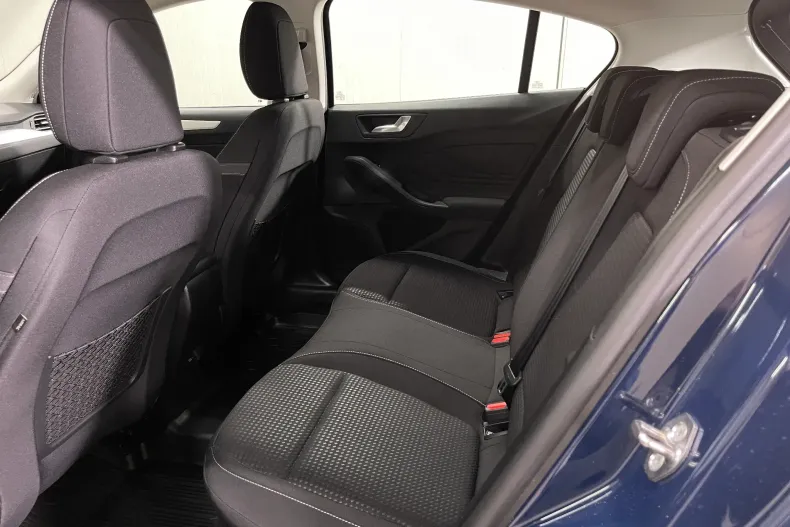 Ford Focus din 2021 cu 9.215 km - oferta FOR206232 - foto 11