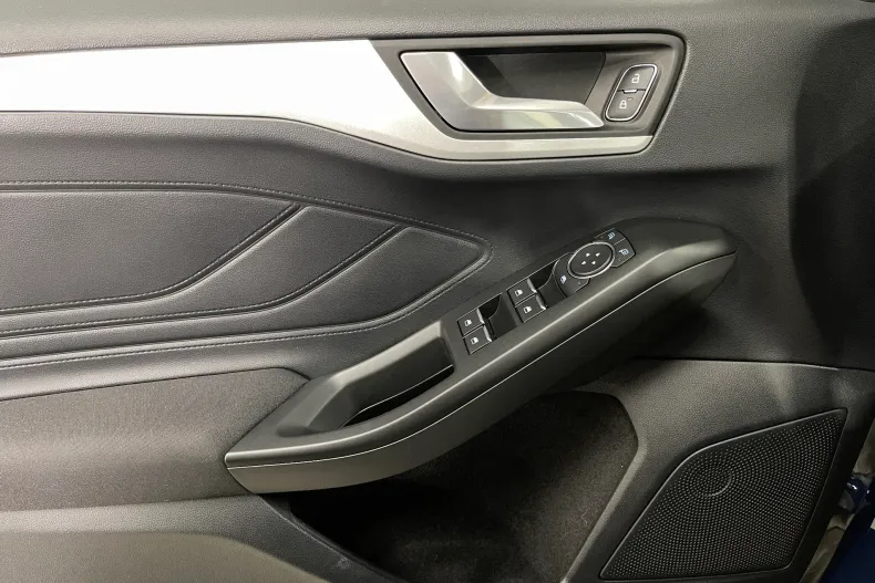 Ford Focus din 2021 cu 9.215 km - oferta FOR206232 - foto 22