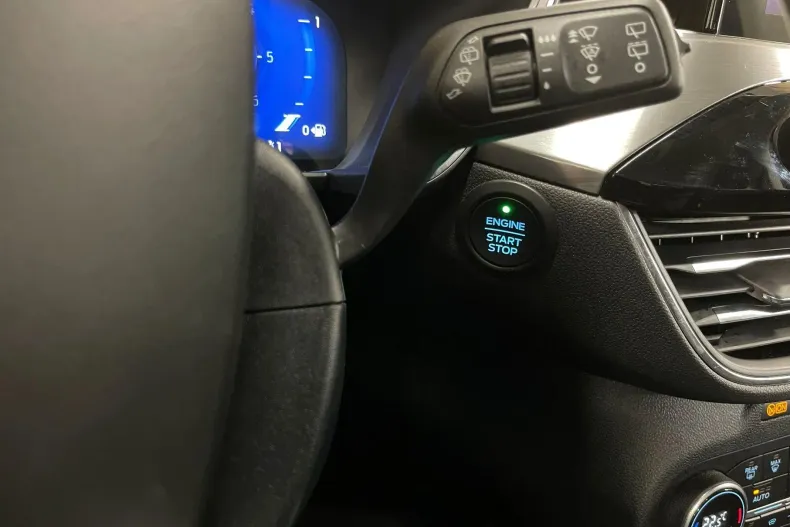 Ford Kuga din 2021 cu 73.539 km - oferta FOR206235 - foto 27