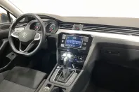 Volkswagen Passat din 2022 cu 53.887 km - oferta VOL206237 - foto 8