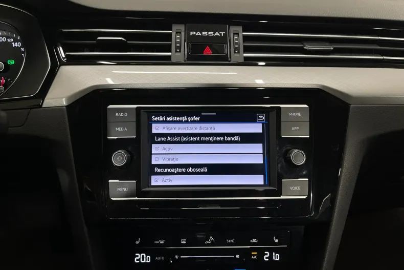 Volkswagen Passat din 2022 cu 53.887 km - oferta VOL206237 - foto 18