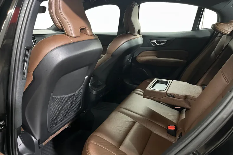 Volvo S60 din 2021 cu 87.681 km - oferta VOL206239 - foto 11