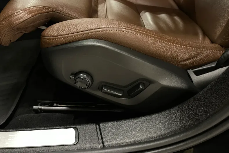 Volvo S60 din 2021 cu 87.681 km - oferta VOL206239 - foto 21