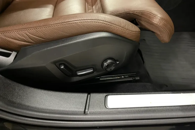 Volvo S60 din 2021 cu 87.681 km - oferta VOL206239 - foto 22