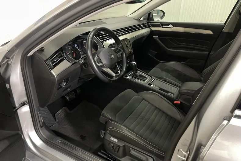 Volkswagen Passat din 2021 cu 89.567 km - oferta VOL206240 - foto 5