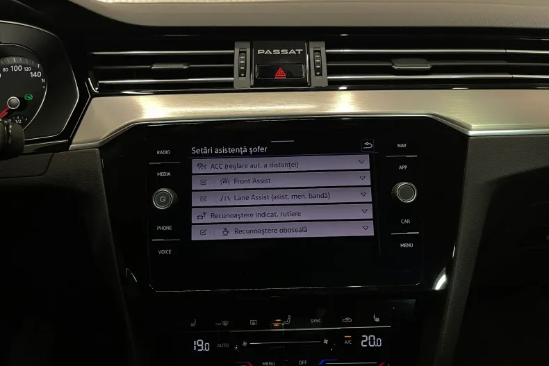 Volkswagen Passat din 2021 cu 89.567 km - oferta VOL206240 - foto 18