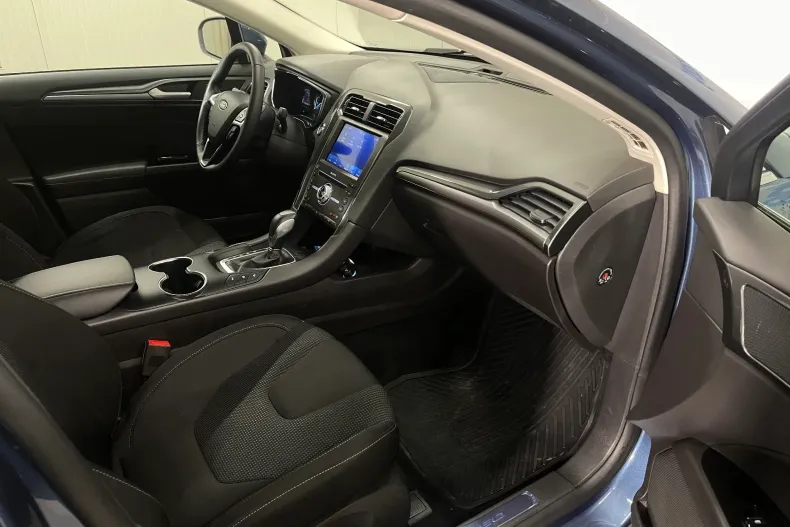 Ford Mondeo din 2021 cu 79.656 km - oferta FOR206241 - foto 9