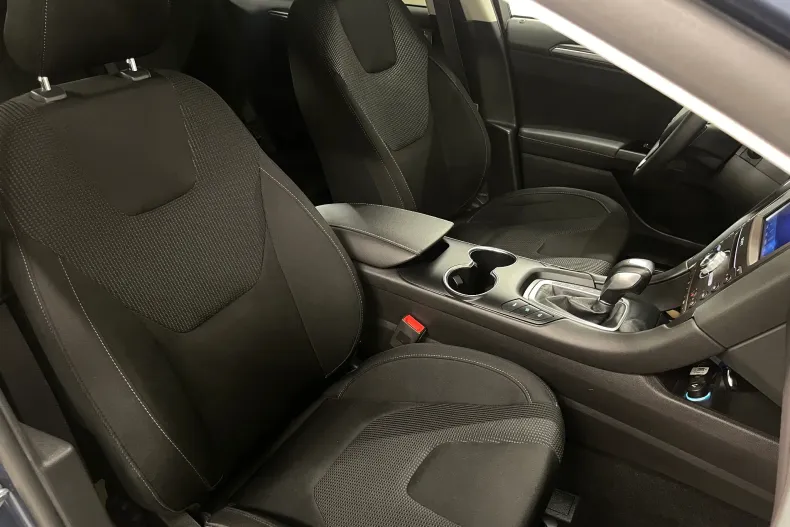 Ford Mondeo din 2021 cu 79.656 km - oferta FOR206241 - foto 10