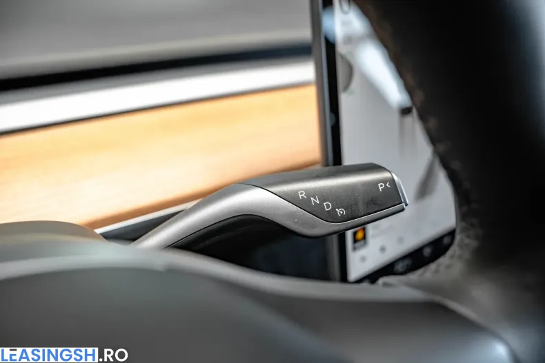 Tesla Model 3 din 2023 cu 86.640 km - oferta TES206256 - foto 15