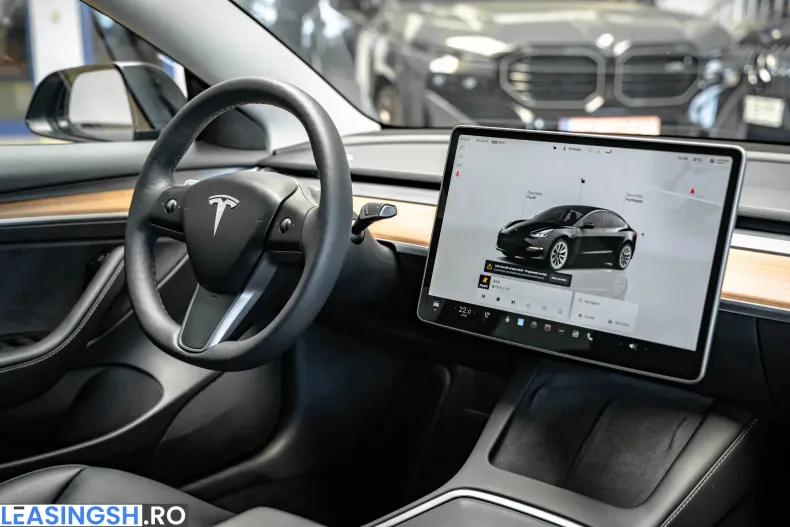 Tesla Model 3 din 2023 cu 86.640 km - oferta TES206256 - foto 18