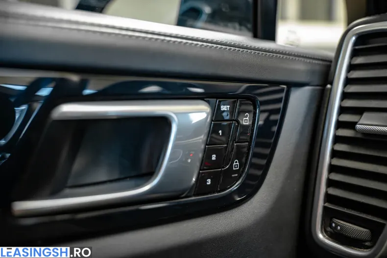 Porsche Cayenne din 2021 cu 131.718 km - oferta POR206257 - foto 10