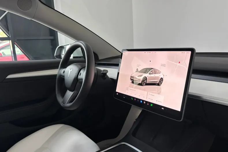 Tesla Model 3 din 2022 cu 74.000 km - oferta TES206260 - foto 6