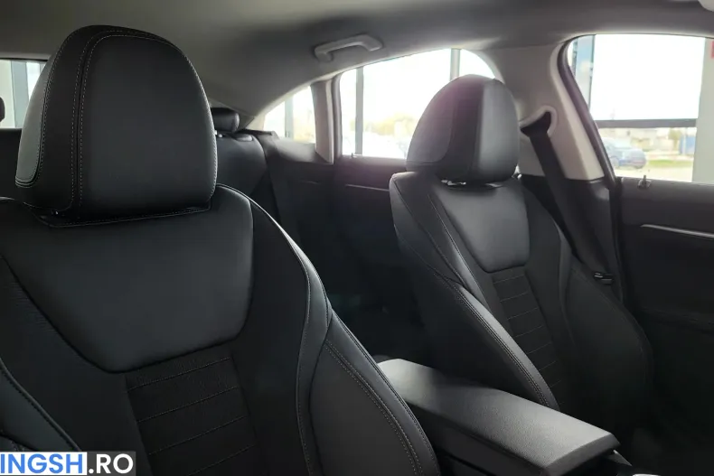 BMW i4 (Seria 4) din 2023 cu 46.000 km - oferta BMW206261 - foto 11