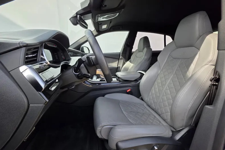 Audi Q8 din 2021 cu 56.893 km - oferta AUD206262 - foto 8