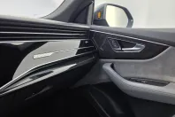 Audi Q8 din 2021 cu 56.893 km - oferta AUD206262 - foto 14