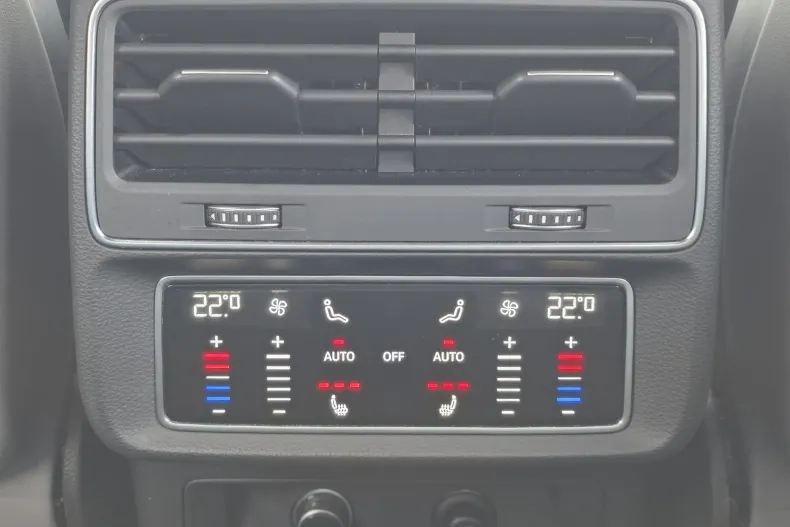 Audi Q8 din 2021 cu 56.893 km - oferta AUD206262 - foto 19