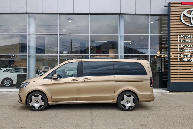 Mercedes-Benz V din 2025 cu 5.900 km - oferta MER206269 - foto 5