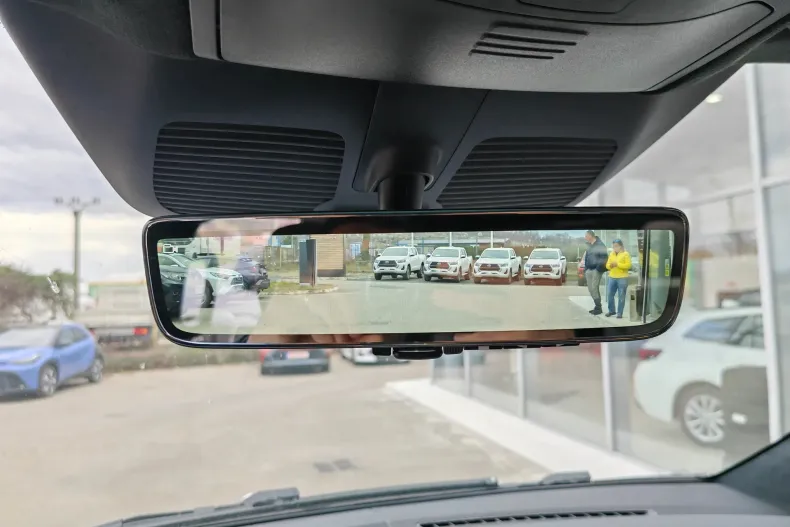 Mercedes-Benz V din 2025 cu 5.900 km - oferta MER206269 - foto 24