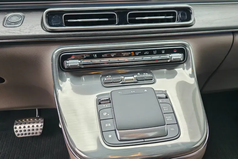 Mercedes-Benz V din 2025 cu 5.900 km - oferta MER206269 - foto 25