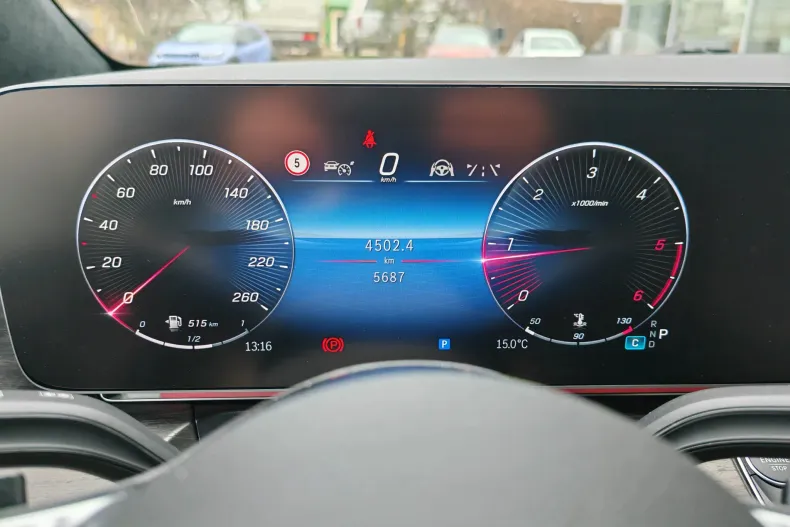 Mercedes-Benz V din 2025 cu 5.900 km - oferta MER206269 - foto 30