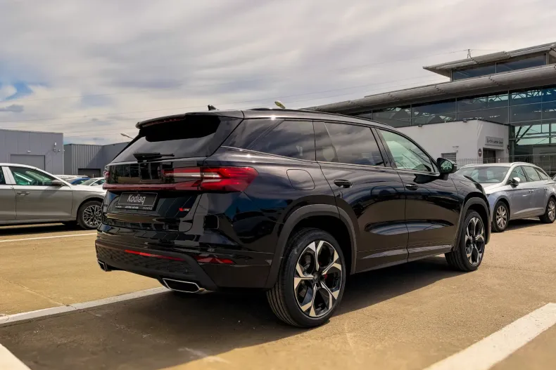 Skoda Kodiaq din 2026 cu 1 km - oferta SKO206270 - foto 4