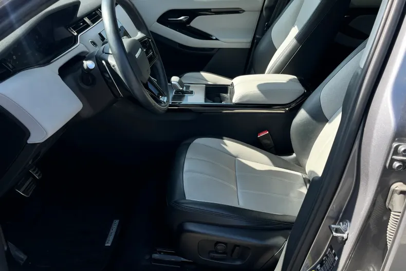 Land Rover Range Rover Evoque din 2023 cu 22.695 km - oferta LAN206277 - foto 10