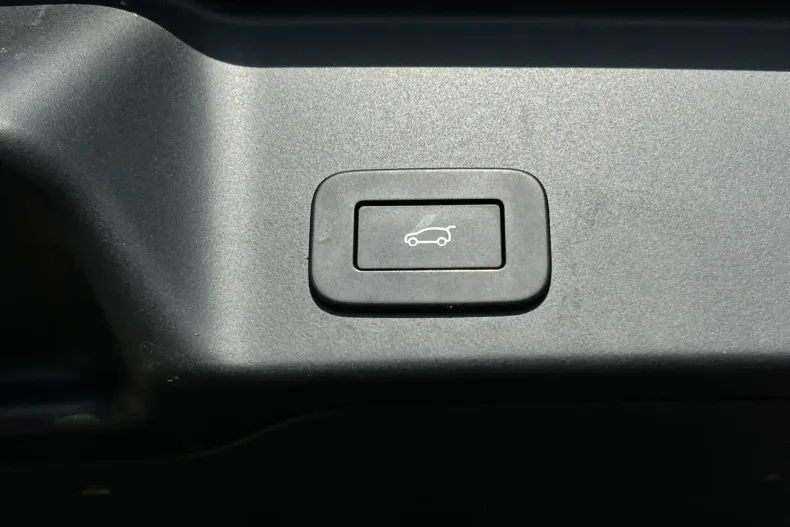 Land Rover Range Rover Evoque din 2023 cu 22.695 km - oferta LAN206277 - foto 29