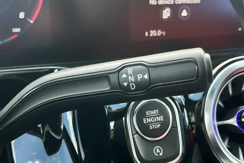 Mercedes-Benz GLA din 2022 cu 11.572 km - oferta MER206278 - foto 19