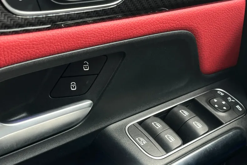 Mercedes-Benz GLA din 2022 cu 11.572 km - oferta MER206278 - foto 22