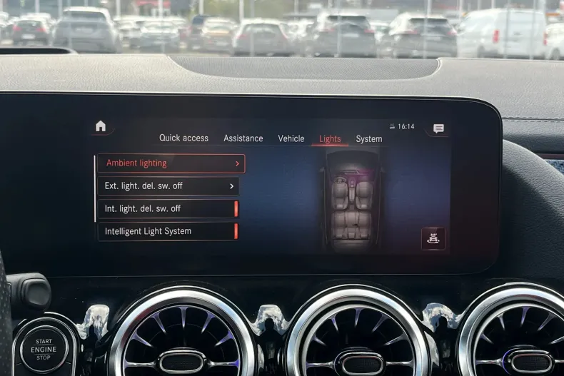 Mercedes-Benz GLA din 2022 cu 11.572 km - oferta MER206278 - foto 33