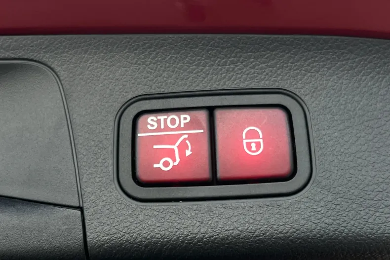 Mercedes-Benz GLA din 2022 cu 11.572 km - oferta MER206278 - foto 34