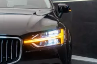 Volvo XC60 din 2021 cu 102.964 km - oferta VOL206279 - foto 11