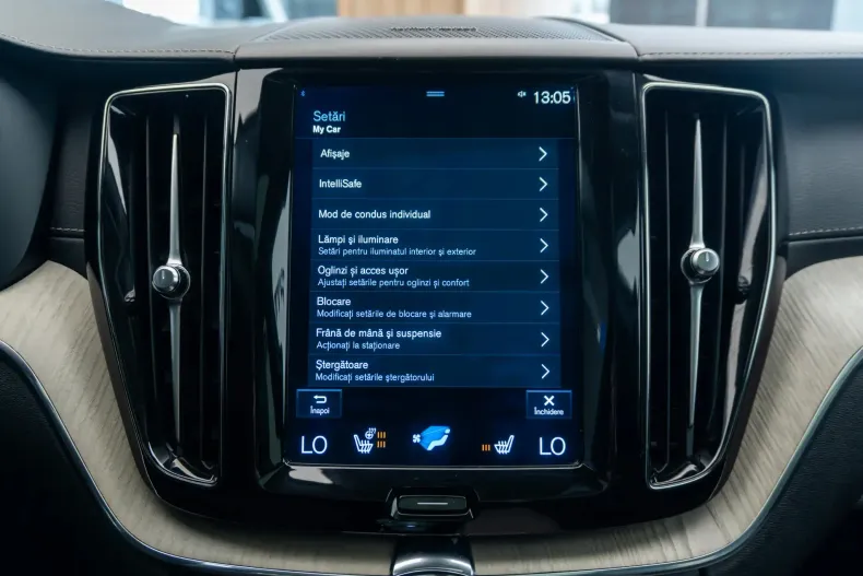 Volvo XC60 din 2021 cu 102.964 km - oferta VOL206279 - foto 26