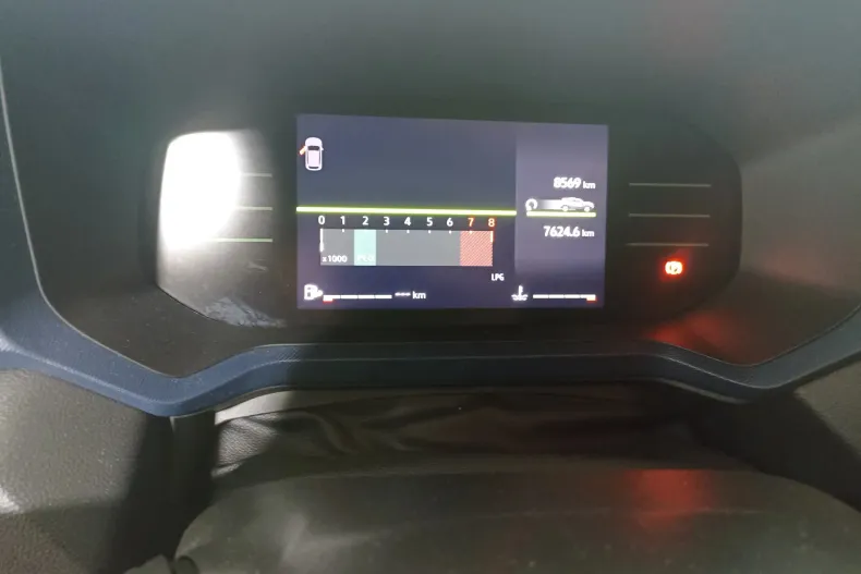 Dacia Duster din 2025 cu 8.569 km - oferta DAC206281 - foto 10