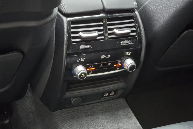 BMW 530e (Seria 5) din 2021 cu 126.000 km - oferta BMW206294 - foto 7