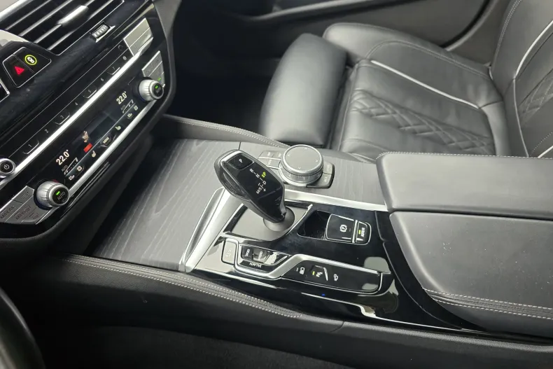 BMW 530e (Seria 5) din 2021 cu 126.000 km - oferta BMW206294 - foto 8