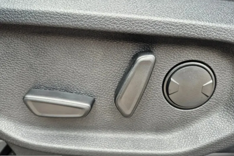 Volkswagen Amarok din 2025 cu 1 km - oferta VOL206303 - foto 21