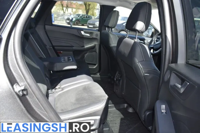 Ford Kuga din 2025 cu 4.500 km - oferta FOR206319 - foto 17