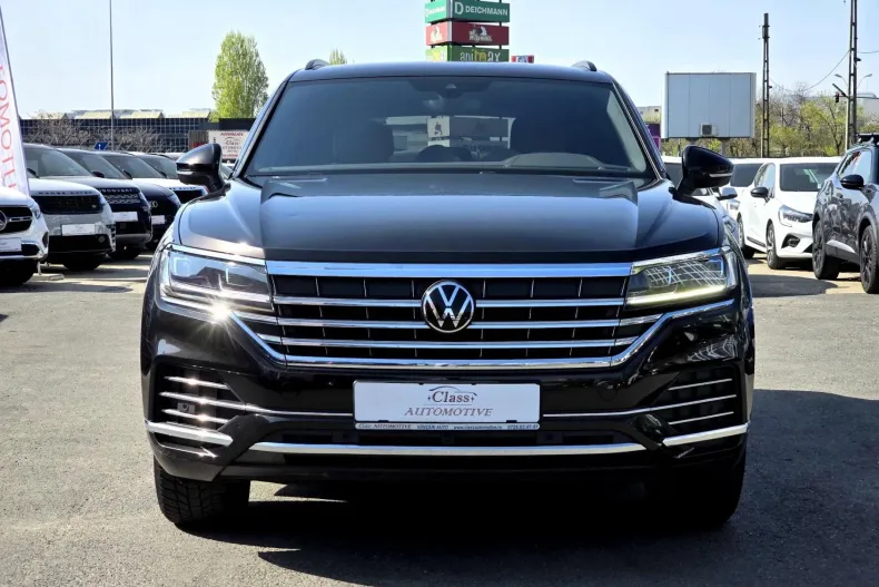 Volkswagen Touareg din 2023 cu 93.250 km - oferta VOL206320 - foto 2