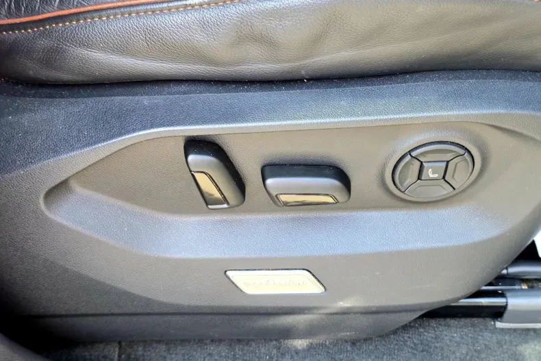 Volkswagen Touareg din 2023 cu 93.250 km - oferta VOL206320 - foto 15