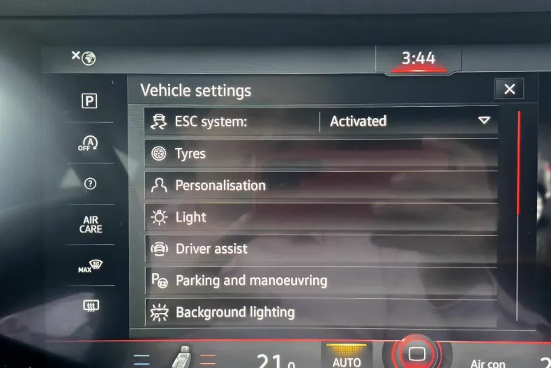 Volkswagen Touareg din 2023 cu 93.250 km - oferta VOL206320 - foto 31