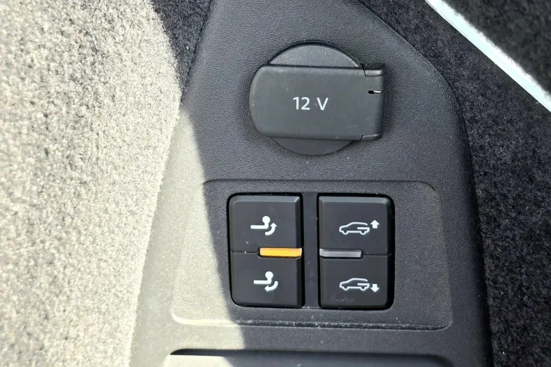 Volkswagen Touareg din 2023 cu 93.250 km - oferta VOL206320 - foto 35